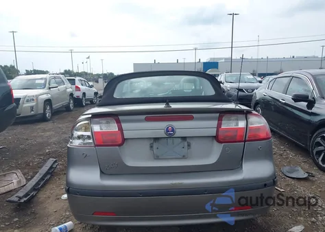 2004 Saab 9-3 Arc z USA, uszkodzony, nr VIN YS3FD79Y746000735